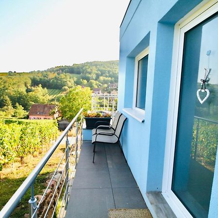 Janea Big Blue House Apartment Reichsfeld Bagian luar foto